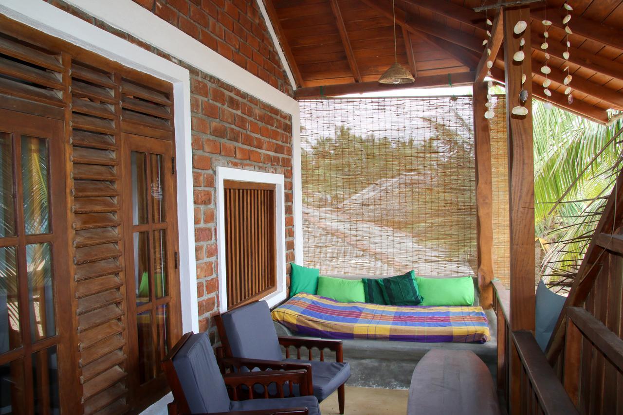Shiva'S Beach Cabanas Тангалла Экстерьер фото